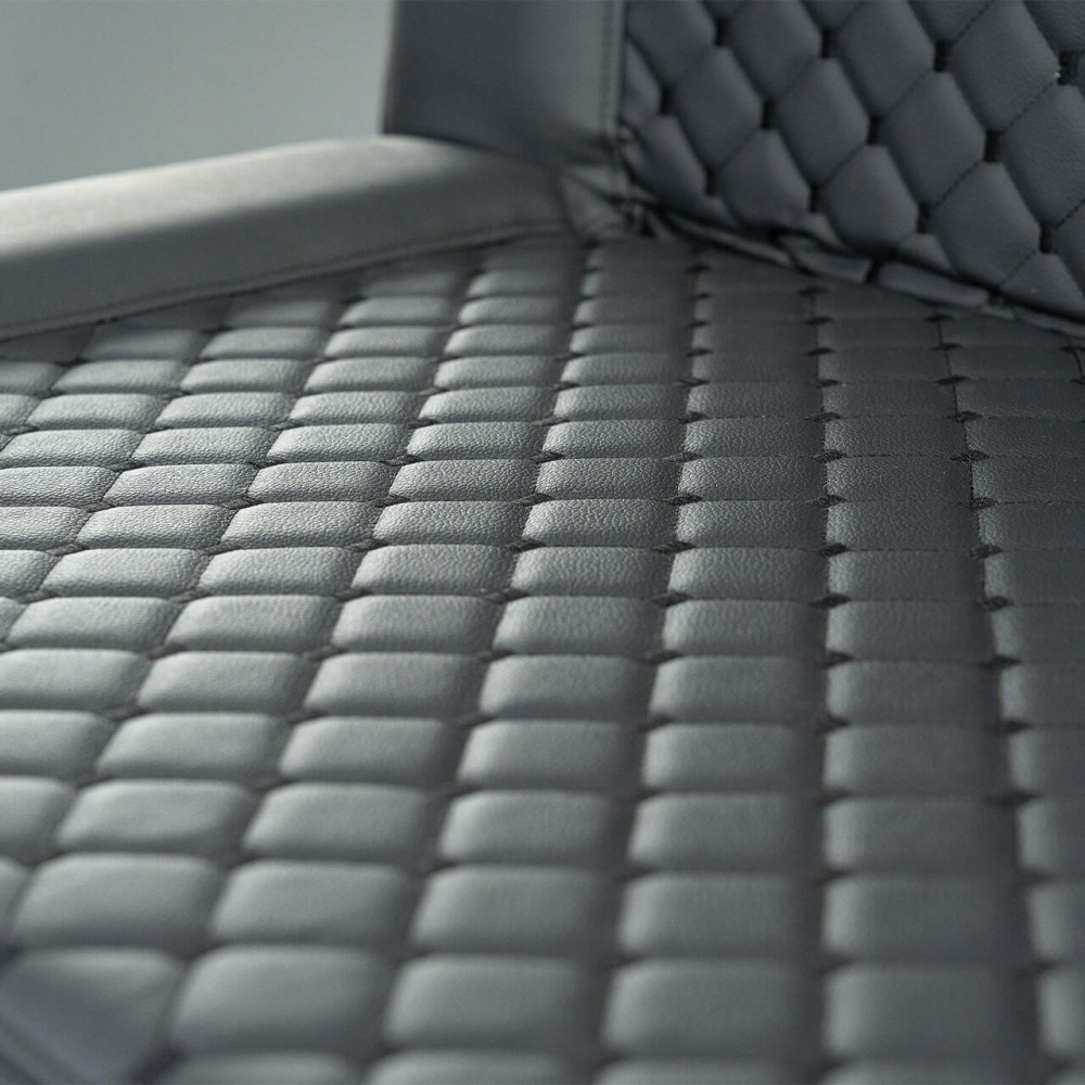 Sofa_cinza_detalhe_capitone.jpg
